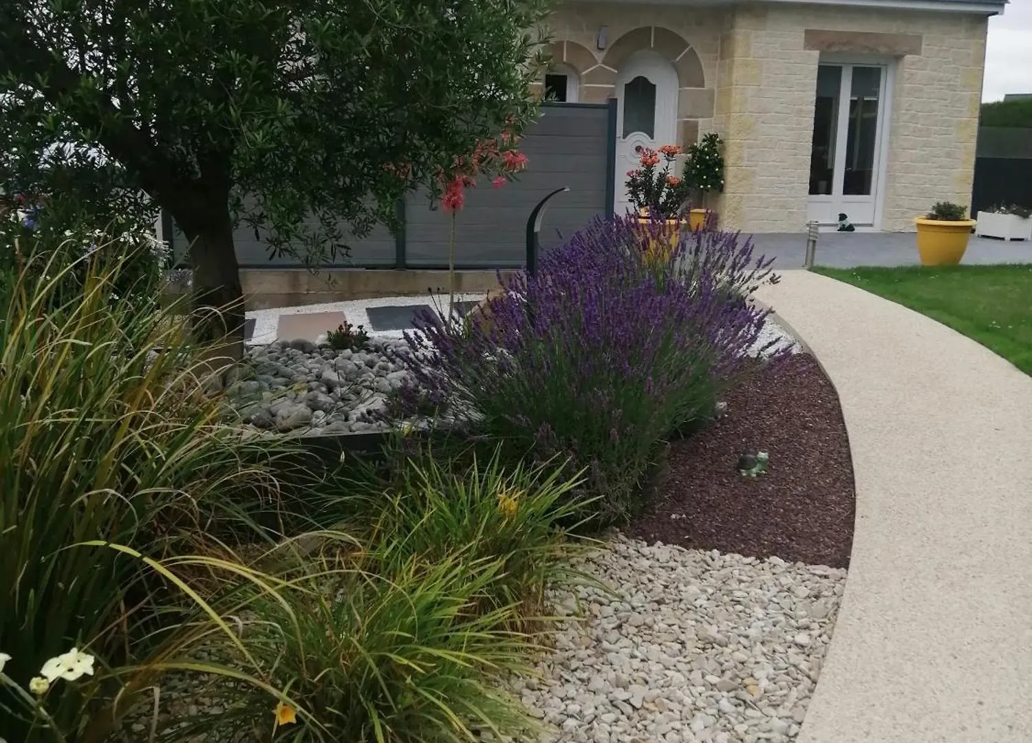 Maison Charmante A Tredaniel Avec Jardin Et Terrasse
