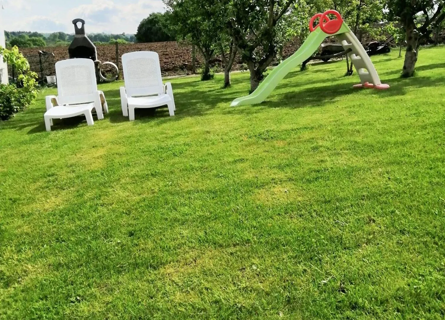 Maison Charmante A Tredaniel Avec Jardin Et Terrasse 0*,  France